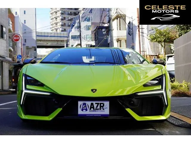 LAMBORGHINI Revuelto 2024 — photo 2 sur 8