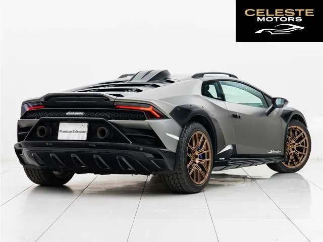 LAMBORGHINI Huracán Sterrato 2024 — photo 7 sur 8