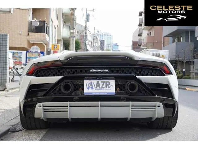 LAMBORGHINI Huracán Spider 2021 — photo 5 sur 8