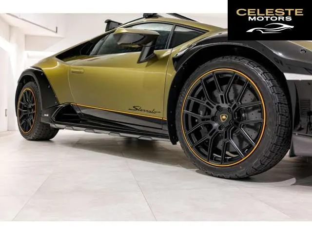 LAMBORGHINI Huracán Sterrato 2024 — photo 8 sur 8