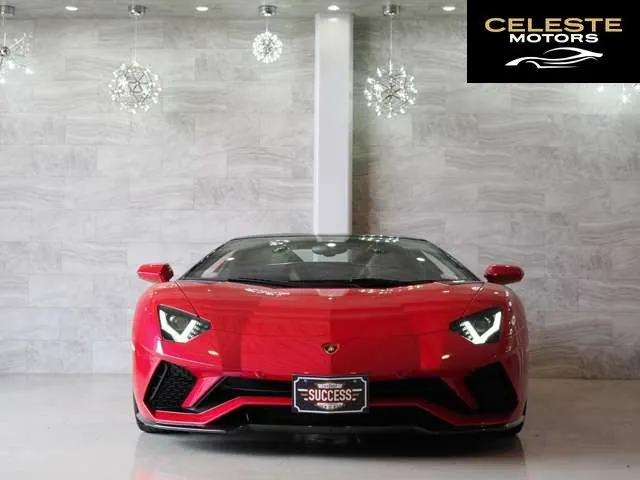 LAMBORGHINI Aventador Roadster 2018 — photo 3 sur 8