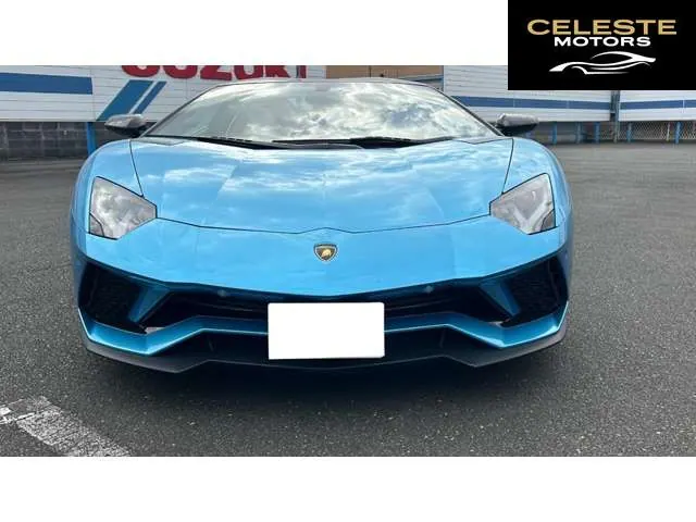 LAMBORGHINI Aventador Roadster 2019 — photo 2 sur 8