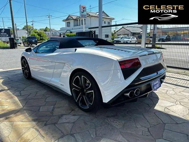 LAMBORGHINI Gallardo Spider 2013 — photo 5 sur 8