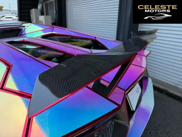 LAMBORGHINI Aventador Roadster 2015 — photo 6 sur 8