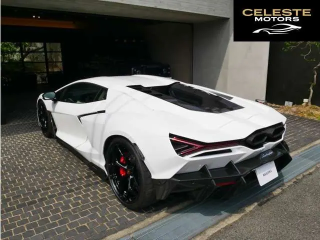 LAMBORGHINI Revuelto 2025 — photo 5 sur 8