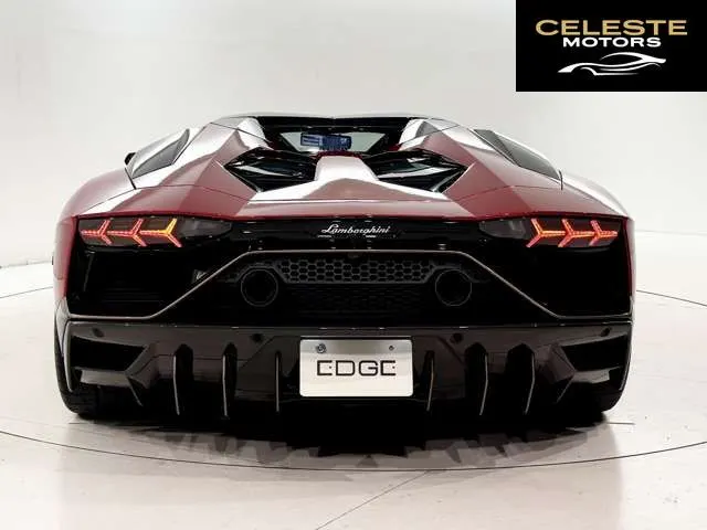 LAMBORGHINI Aventador Roadster 2022 — photo 8 sur 8