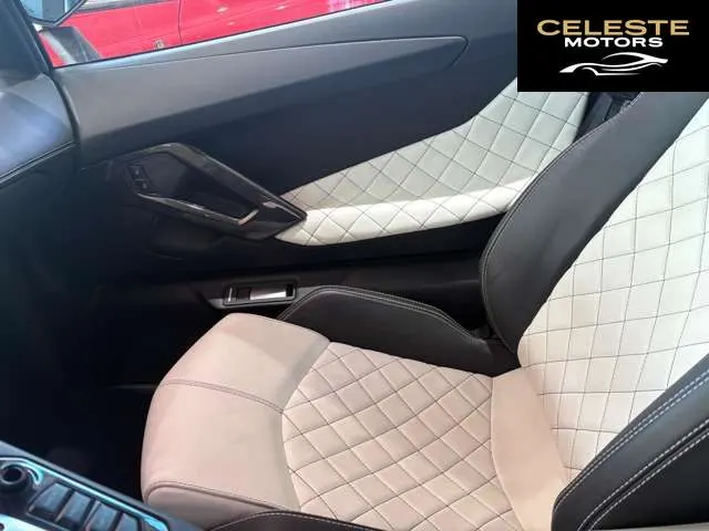 LAMBORGHINI Aventador Roadster 2015 — photo 7 sur 8