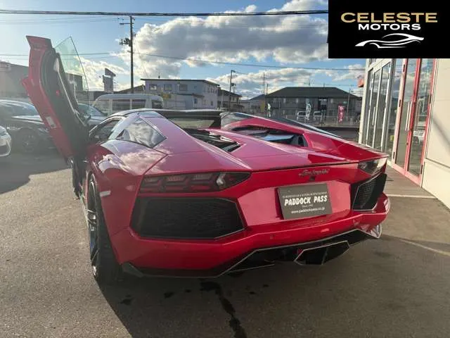 LAMBORGHINI Aventador Roadster 2015 — photo 8 sur 8