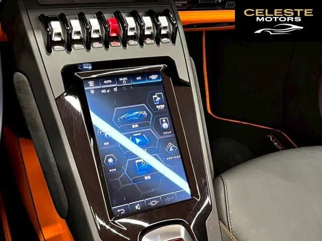 LAMBORGHINI Huracán Spider 2022 — photo 6 sur 8