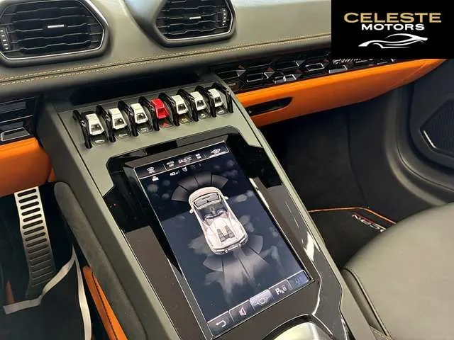 LAMBORGHINI Huracán Spider 2022 — photo 8 sur 8