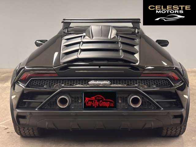 LAMBORGHINI Huracán Sterrato 2024 — photo 4 sur 8