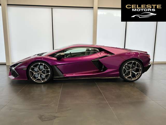 LAMBORGHINI Revuelto 2025 — photo 2 sur 8