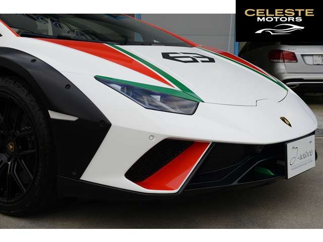 LAMBORGHINI Huracán Sterrato 2024 — photo 4 sur 8