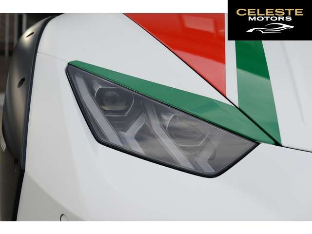 LAMBORGHINI Huracán Sterrato 2024 — photo 5 sur 8
