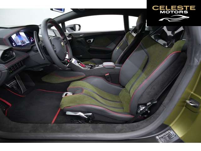 LAMBORGHINI Huracán Sterrato 2024 — photo 2 sur 8