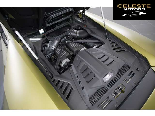 LAMBORGHINI Huracán Sterrato 2024 — photo 4 sur 8