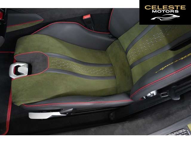 LAMBORGHINI Huracán Sterrato 2024 — photo 5 sur 8