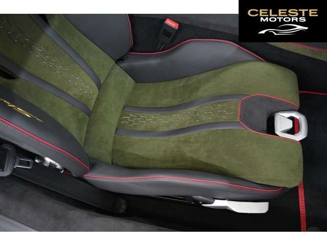 LAMBORGHINI Huracán Sterrato 2024 — photo 6 sur 8