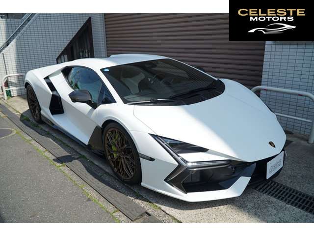 LAMBORGHINI Revuelto 2025 — photo 2 sur 8
