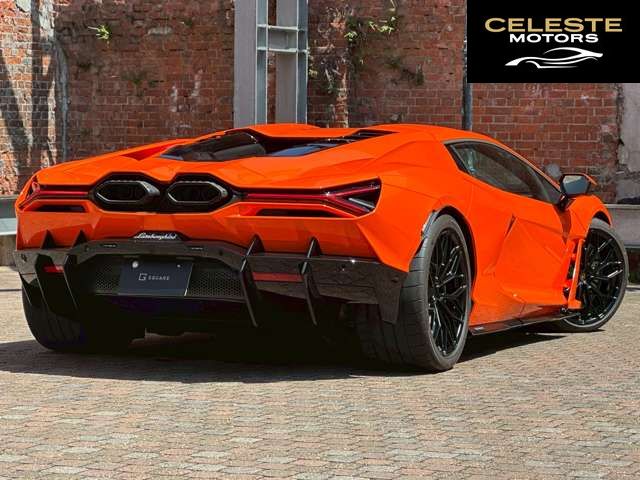 LAMBORGHINI Revuelto 2025 — photo 4 sur 8