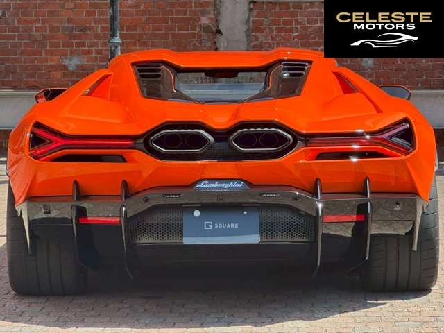 LAMBORGHINI Revuelto 2025 — photo 6 sur 8