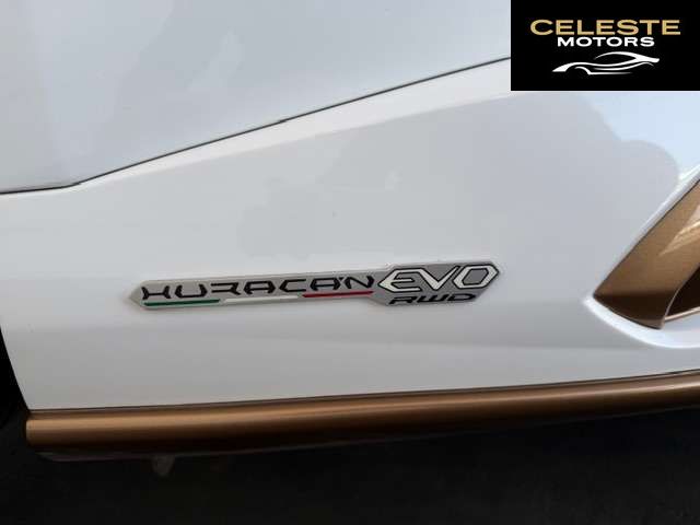 LAMBORGHINI Huracán Spider 2023 — photo 7 sur 8