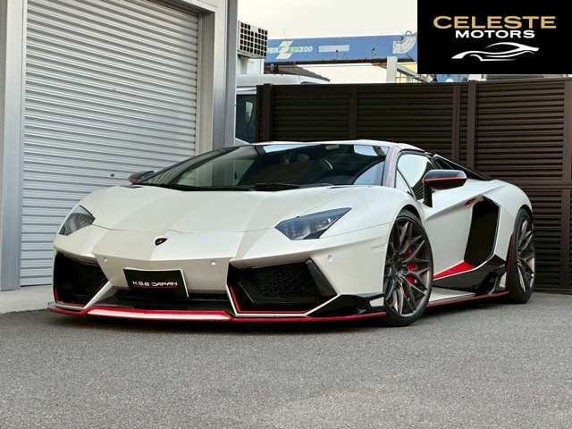 LAMBORGHINI Aventador Roadster 2015 — photo 3 sur 8