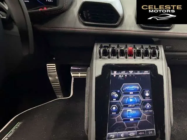 LAMBORGHINI Huracán Spider 2023 — photo 2 sur 8