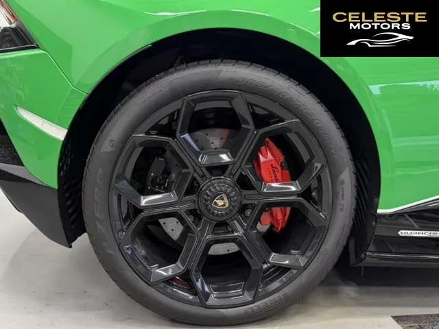 LAMBORGHINI Huracán Spider 2023 — photo 6 sur 8