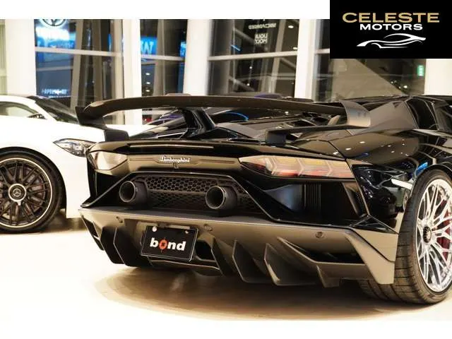LAMBORGHINI Aventador Roadster 2020 — photo 8 sur 8