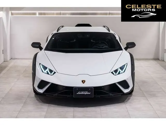 LAMBORGHINI Huracán Sterrato 2024 — photo 2 sur 8