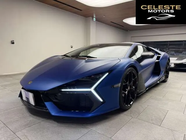 LAMBORGHINI Revuelto 2024 — photo 6 sur 8