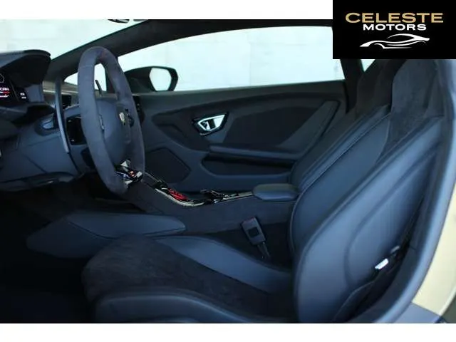LAMBORGHINI Huracán Sterrato 2024 — photo 4 sur 8