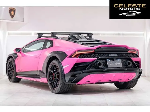 LAMBORGHINI Huracán Sterrato 2024 — photo 2 sur 8