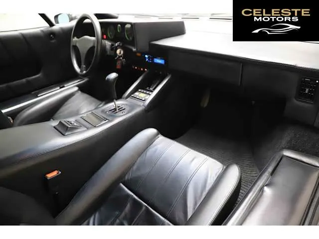 LAMBORGHINI Countach 1989 — photo 6 sur 8