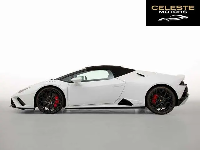 LAMBORGHINI Huracán Spider 2022 — photo 2 sur 8