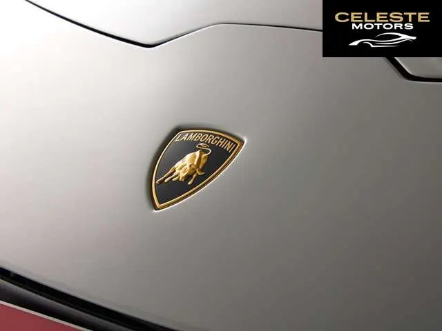 LAMBORGHINI Huracán Spider 2022 — photo 5 sur 8