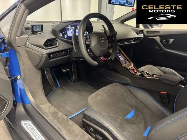 LAMBORGHINI Huracán Sterrato 2024 — photo 7 sur 8