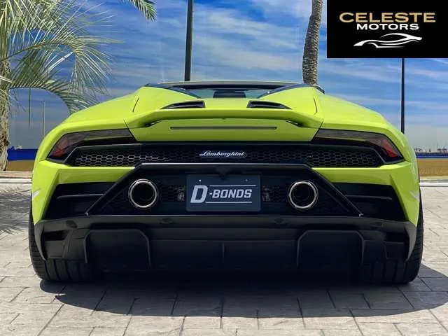 LAMBORGHINI Huracán Spider 2021 — photo 2 sur 8