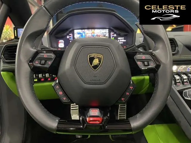 LAMBORGHINI Huracán Spider 2018 — photo 7 sur 8
