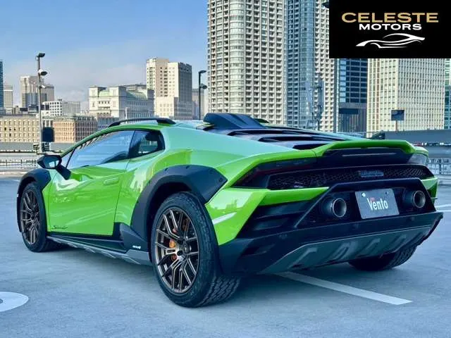 LAMBORGHINI Huracán Sterrato 2023 — photo 5 sur 8
