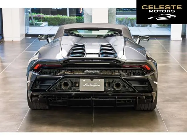 LAMBORGHINI Huracán Spider 2025 — photo 6 sur 8