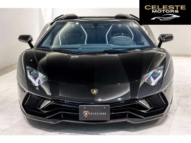 LAMBORGHINI Aventador Roadster 2022 — photo 3 sur 8