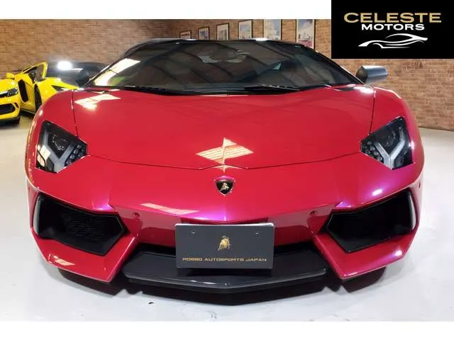 LAMBORGHINI Aventador Roadster 2015 — photo 3 sur 8