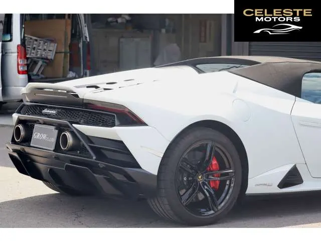 LAMBORGHINI Huracán Spider 2022 — photo 4 sur 8