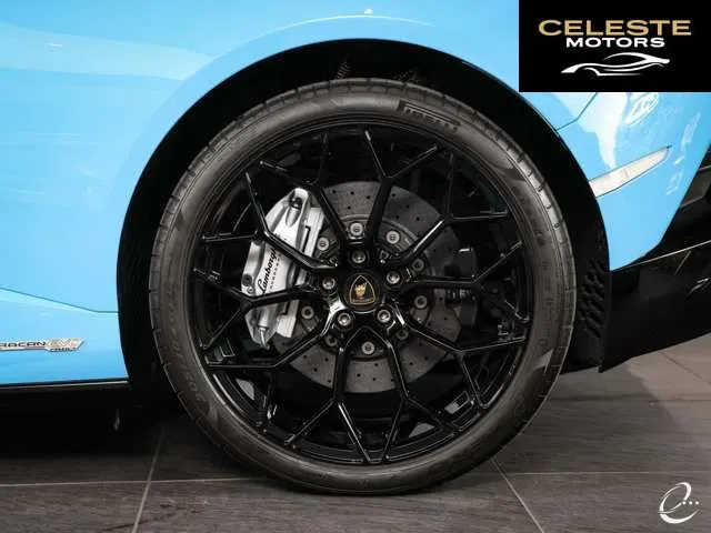 LAMBORGHINI Huracán Spider 2021 — photo 7 sur 8