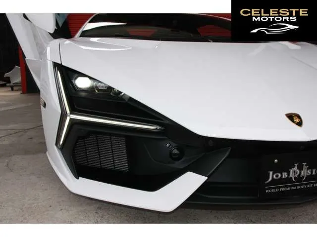 LAMBORGHINI Revuelto 2024 — photo 6 sur 8