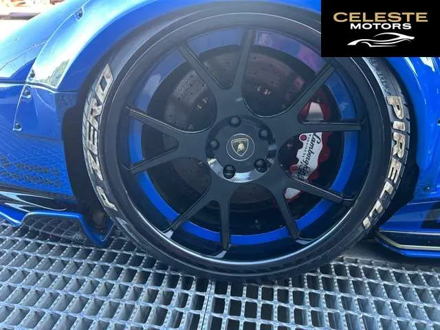 LAMBORGHINI Murciélago 2014 — photo 5 sur 8