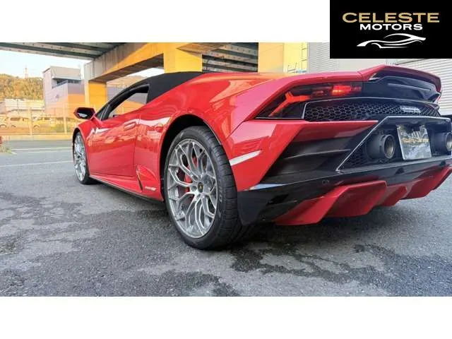 LAMBORGHINI Huracán Spider 2023 — photo 4 sur 8