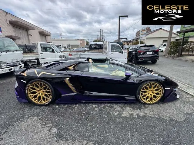 LAMBORGHINI Aventador Roadster 2014 — photo 4 sur 8